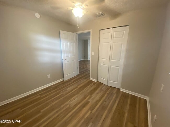 Building Photo - 374 Massalina Dr