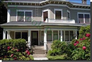 Building Photo - 2 Bedroom Unit in the the old Beta Theta Pi Fraternity House near UofO Campus