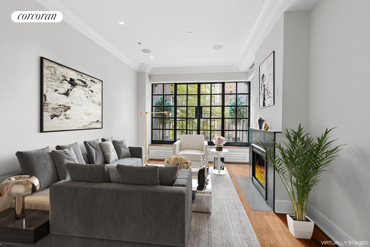 Building Photo - 320 E 55th St