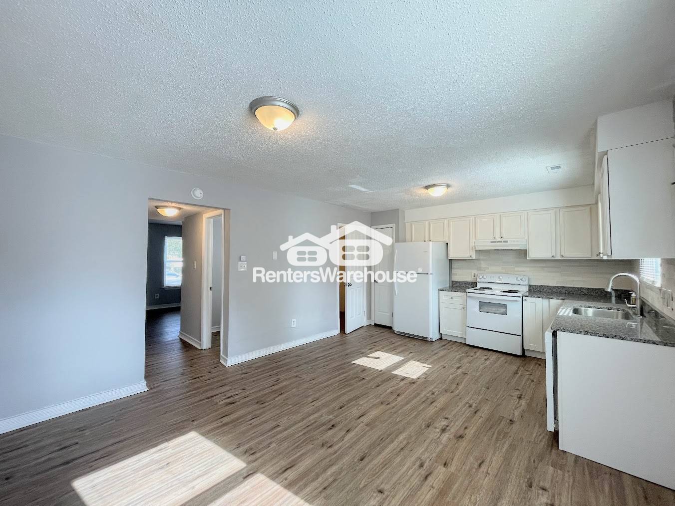 Building Photo - 4157 Holly Cove Dr