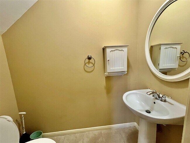 Building Photo - 6415 Coley Park