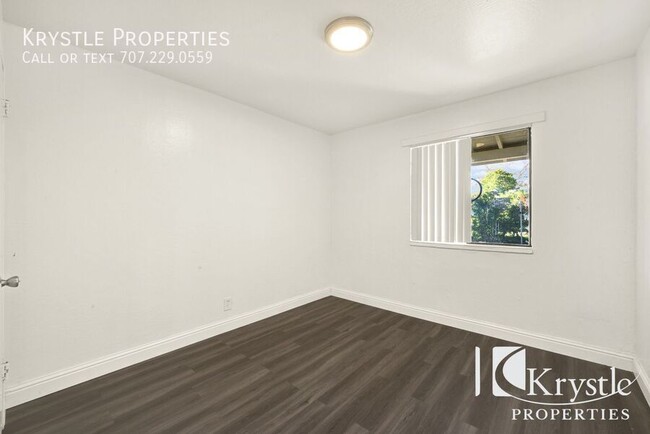 Building Photo - Pet Friendly gem in Arden-Arcade - RENT SP...