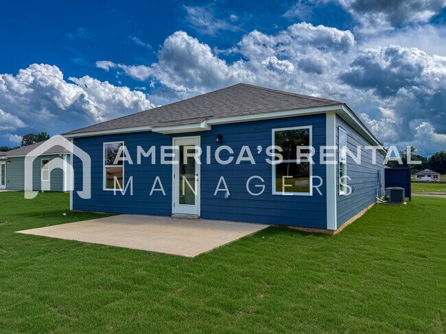 Building Photo - Home for Rent in Tuscaloosa, AL!! Available to View with 48 Hours Notice!