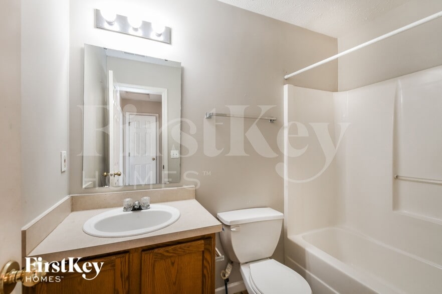 Building Photo - 11618 Congressional Ln