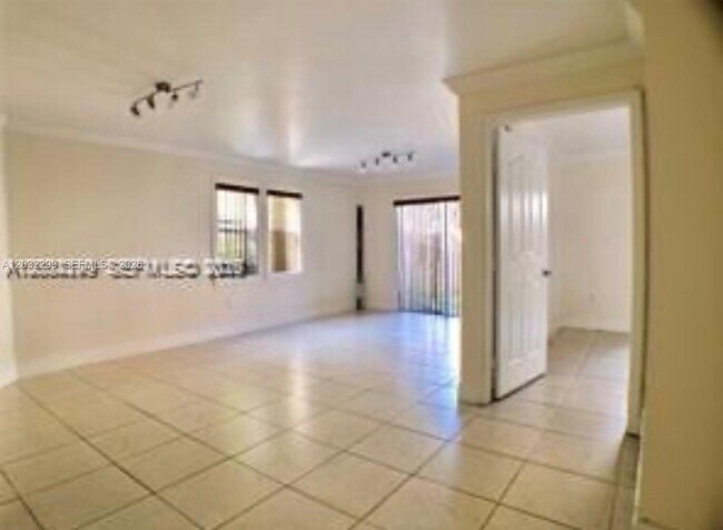 Building Photo - 8802 NW 109th Ct