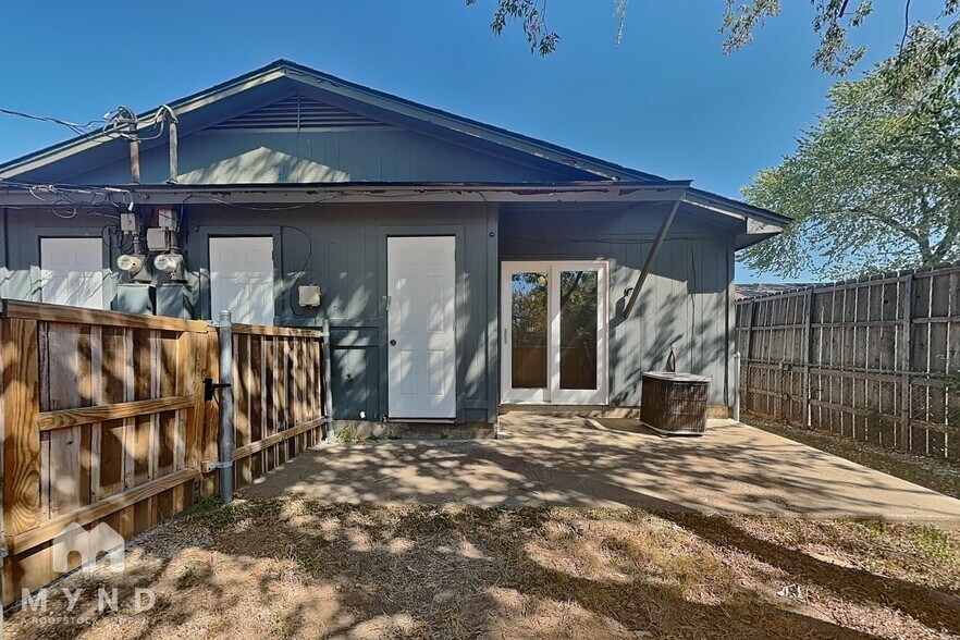 Building Photo - 4709 Houghton Ave
