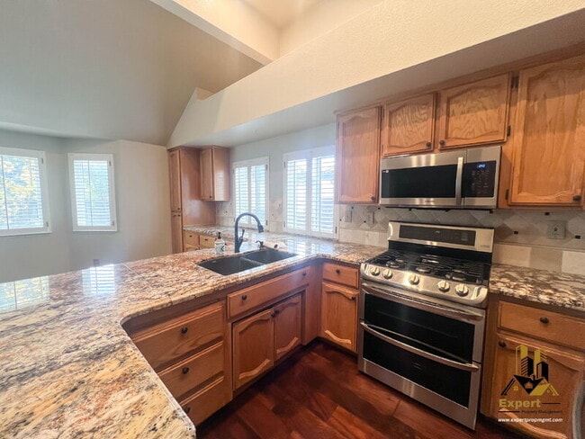 Building Photo - 8204 Eversley Ct