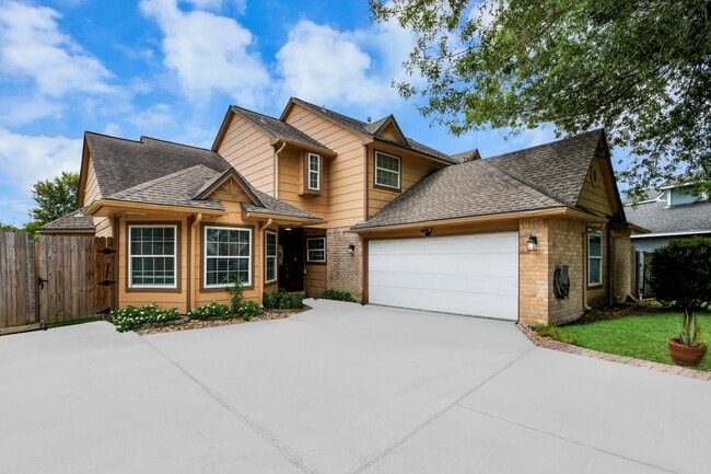 Building Photo - 12303 Gambit Dr