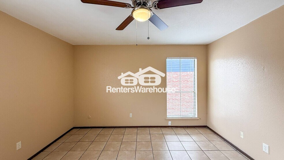 Building Photo - 13480 S Thorntree Dr