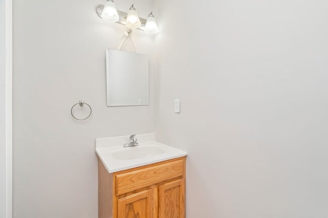 Building Photo - 5712 Walden Woods Ct NW