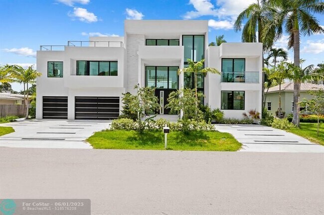 Building Photo - 401 Lido Dr