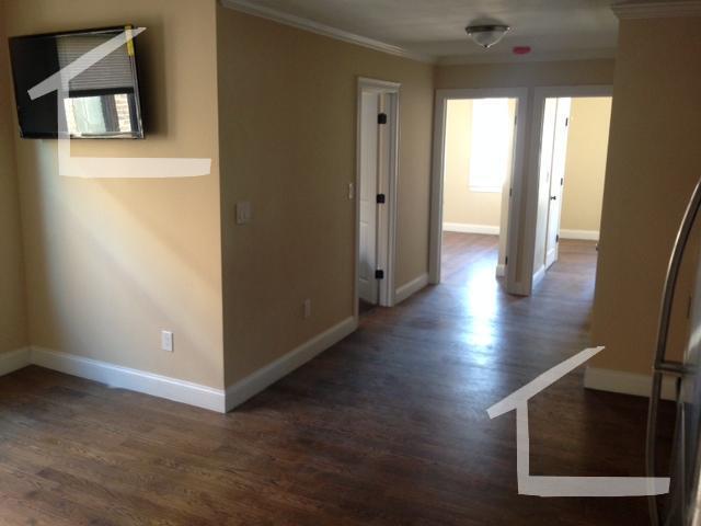 Building Photo - 92 Bragdon St