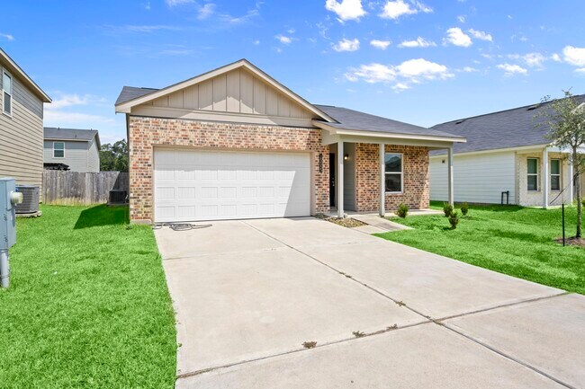 Building Photo - 15555 Taylorcrest Dr