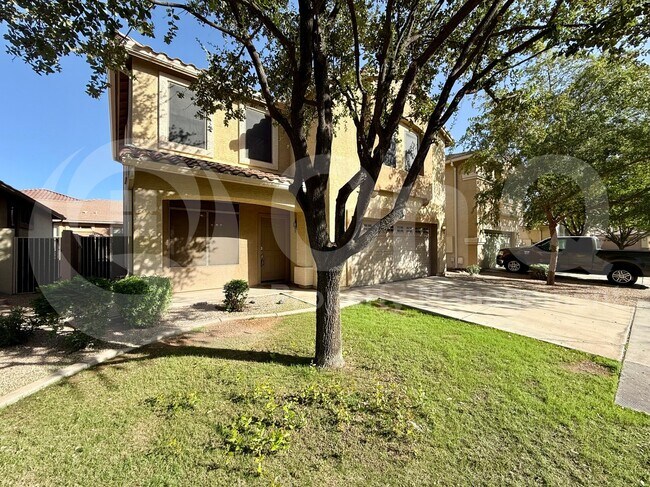 Building Photo - 1851 S Hudson Dr