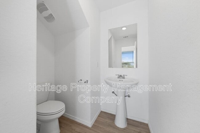 Building Photo - 4284 Thalweg Way