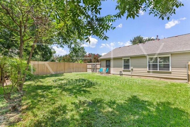 Building Photo - 103 Prairie Springs Loop