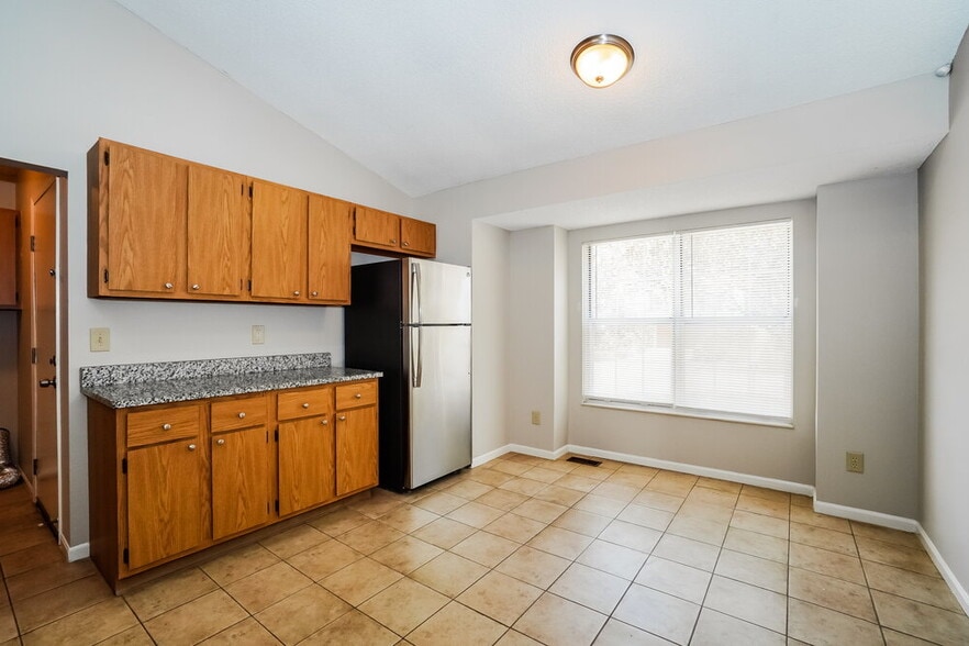 Building Photo - 5975 Cape Coral Ln