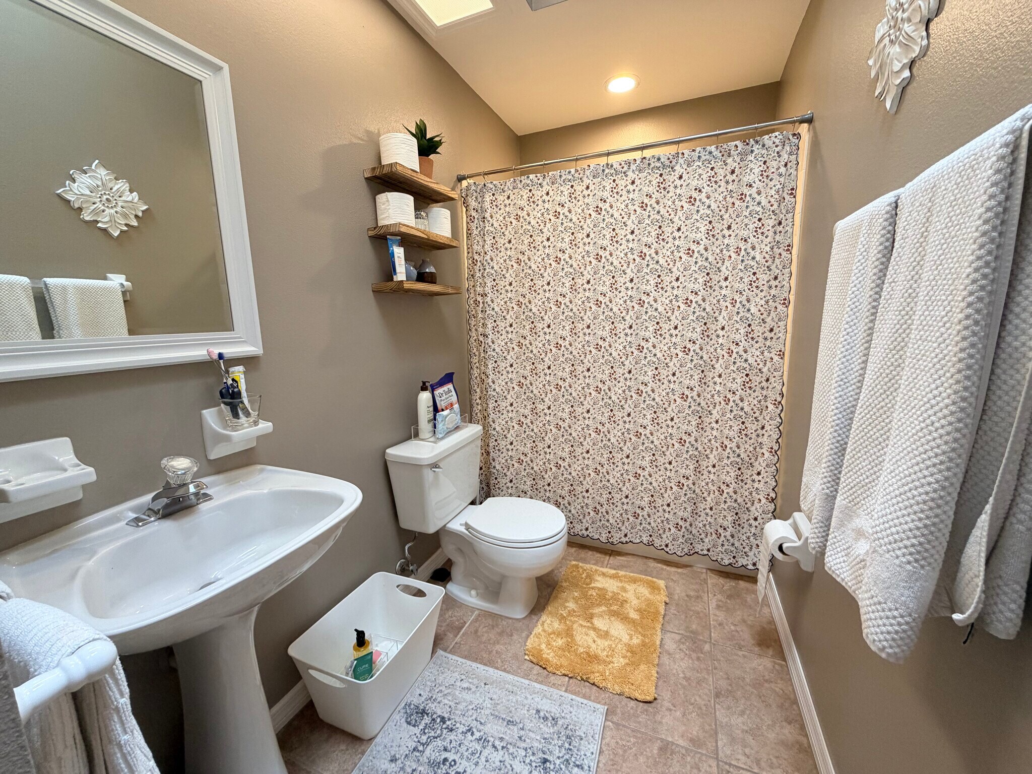 Building Photo - 8344 9th Avenue Ter NW