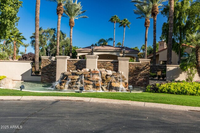 Building Photo - 10113 E Topaz Dr