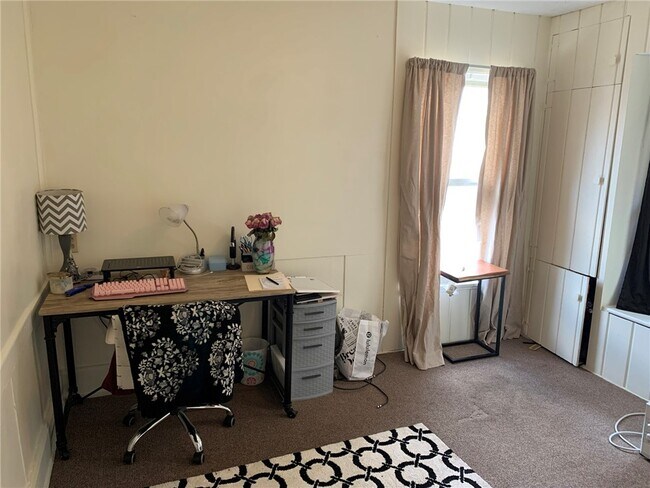 Building Photo - 57 Calumet St