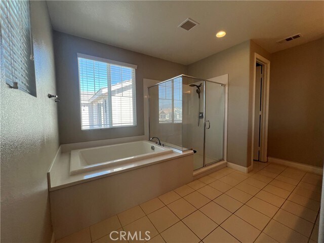 Building Photo - 9735 La Vine Ct