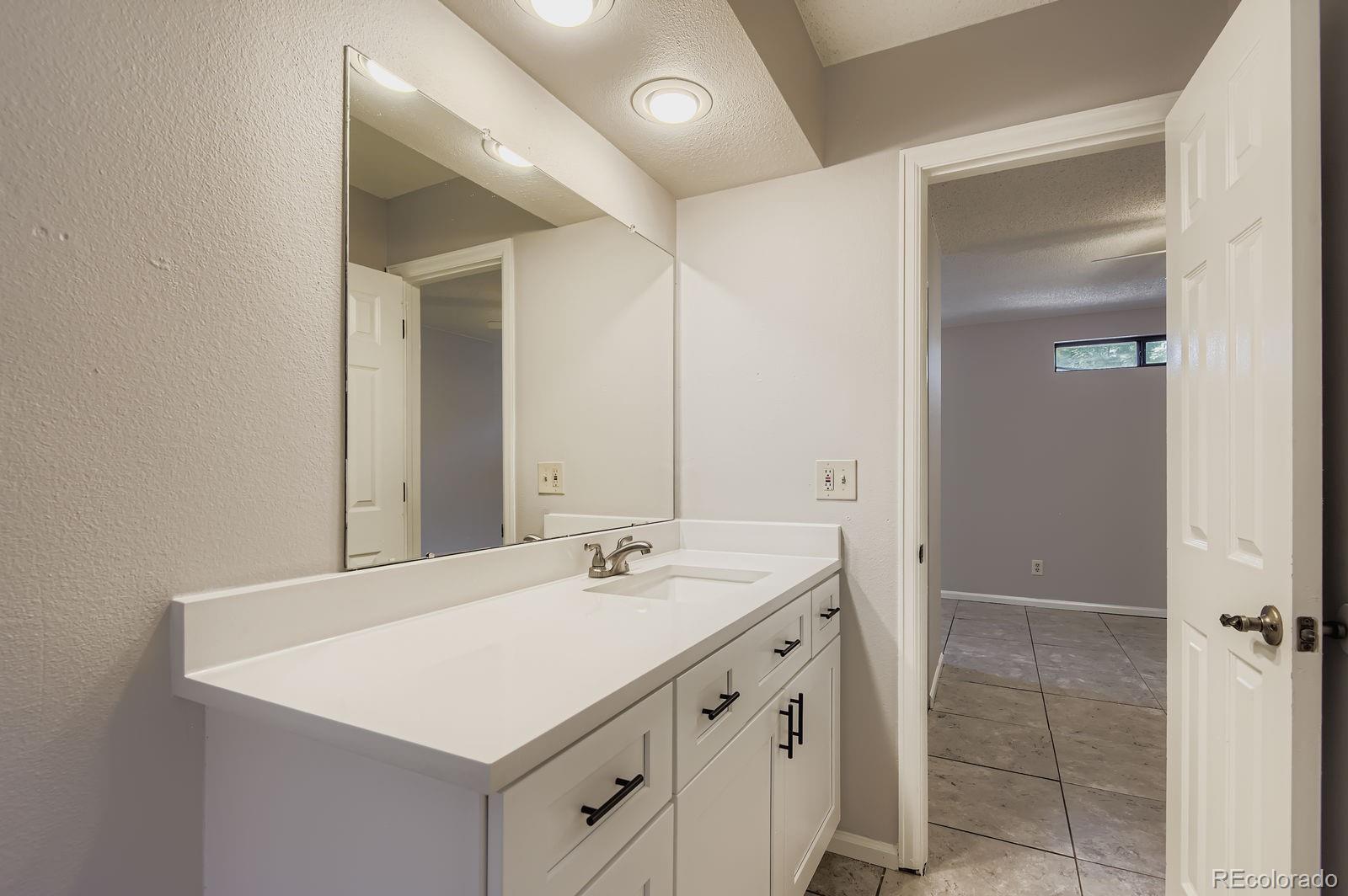 Building Photo - 12440 E Pacific Cir