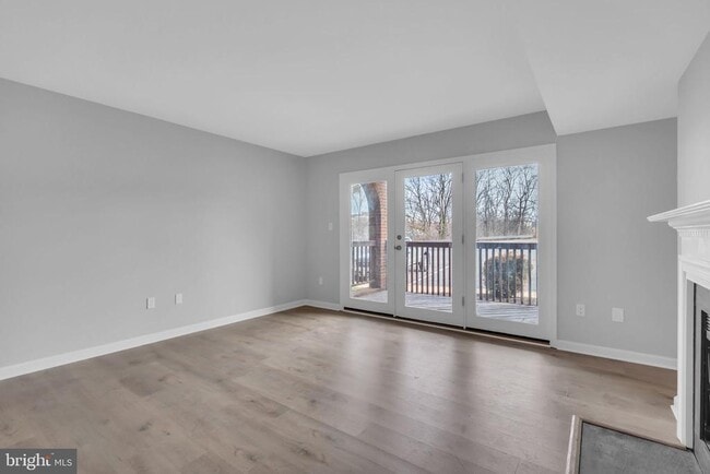 Building Photo - 8720 Sugarwood Ct