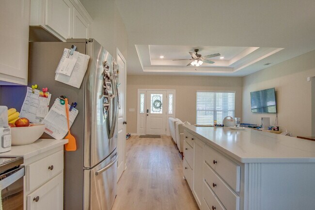Building Photo - 2023 built modern open layout home on an acre lot in Milton just off Hwy 90