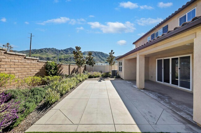 Building Photo - 7736 Citron Cir