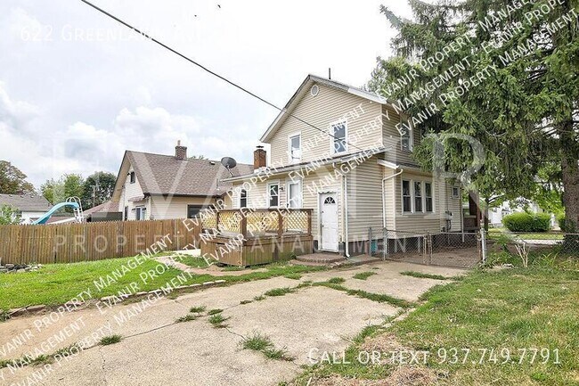 Building Photo - 622 Greenlawn Ave