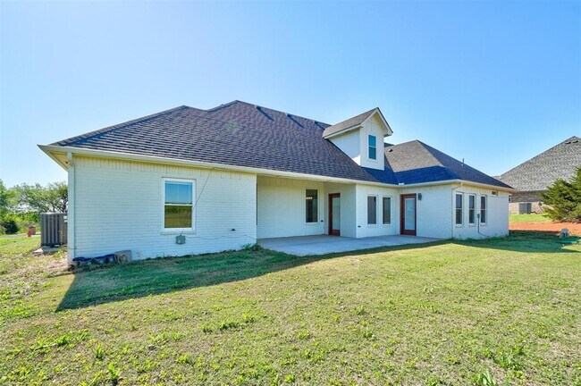 Building Photo - 4351 Whitetail Blvd