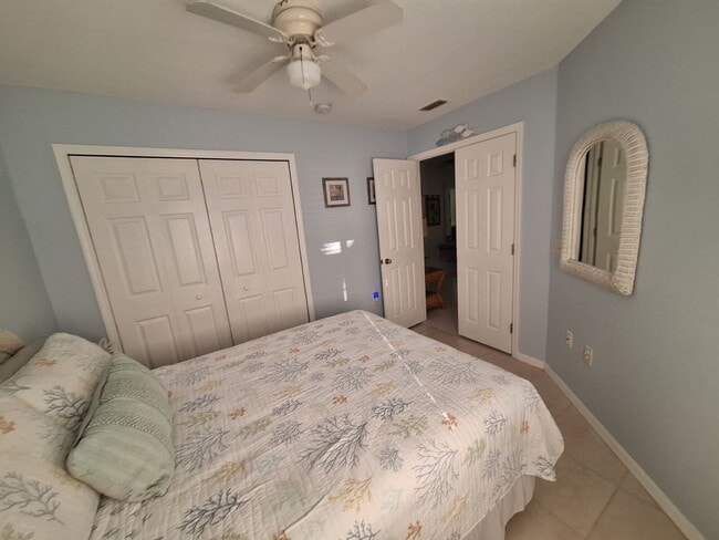 Building Photo - Turnkey Furnished Pool home in Rotonda West