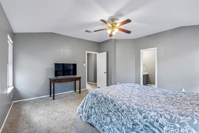 Building Photo - 12620 Dringenberg Dr