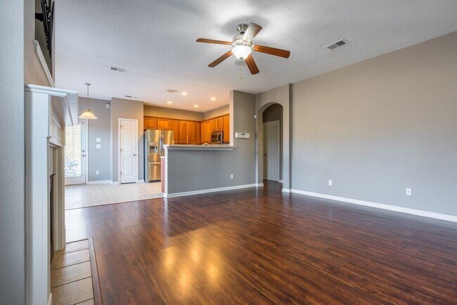 Building Photo - 12138 Longleaf Oak Trail