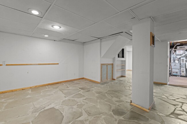 Building Photo - 7117 Northmoor Dr