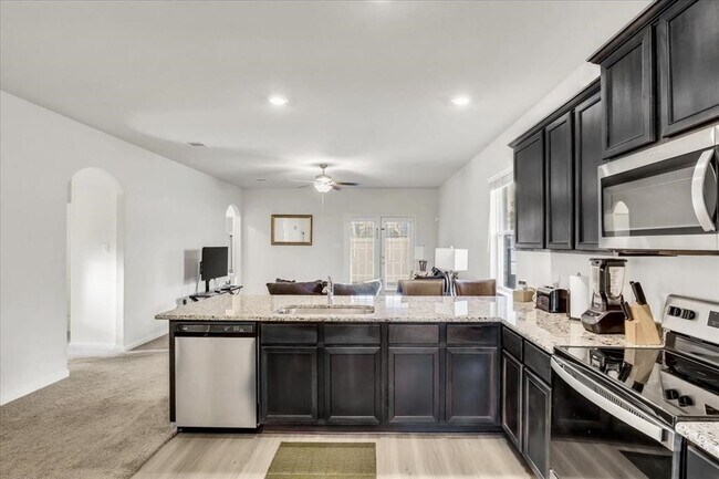 Building Photo - 10815 Humble Gully Run Dr