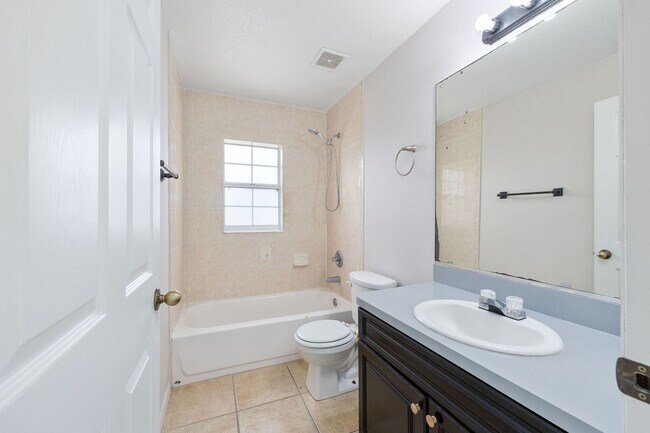Building Photo - Spacious 3-Bedroom Home on an Oversized Lot in Marion Oaks – Modern Comfort with Room to Relax!