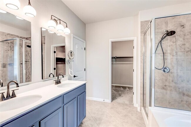 Building Photo - 245 Deep Creek Dr