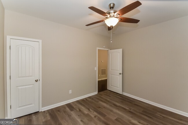 Building Photo - 7549 Absinth Dr