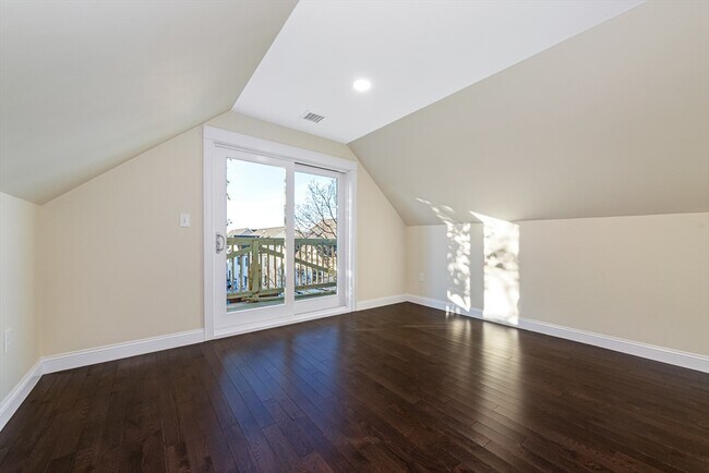 Building Photo - 62-64 Bradbury Ave