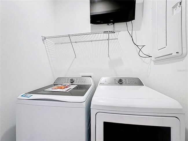 Building Photo - 13172 Calming Breeze Wy