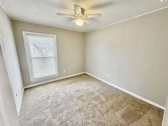 Building Photo - 1234 Whipporwill Cove