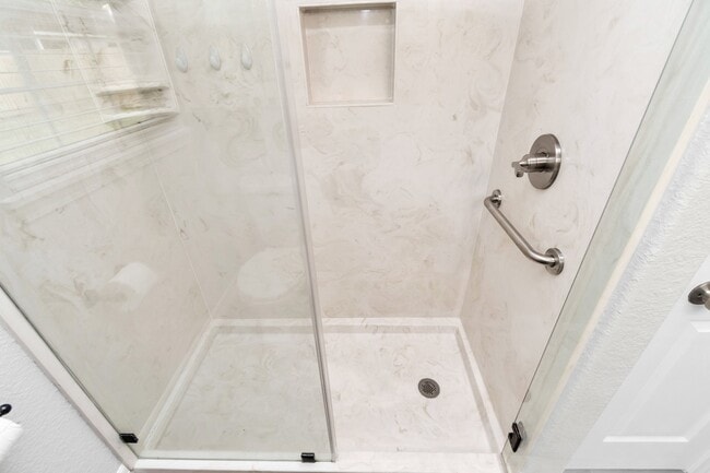 Building Photo - 1709 S Park