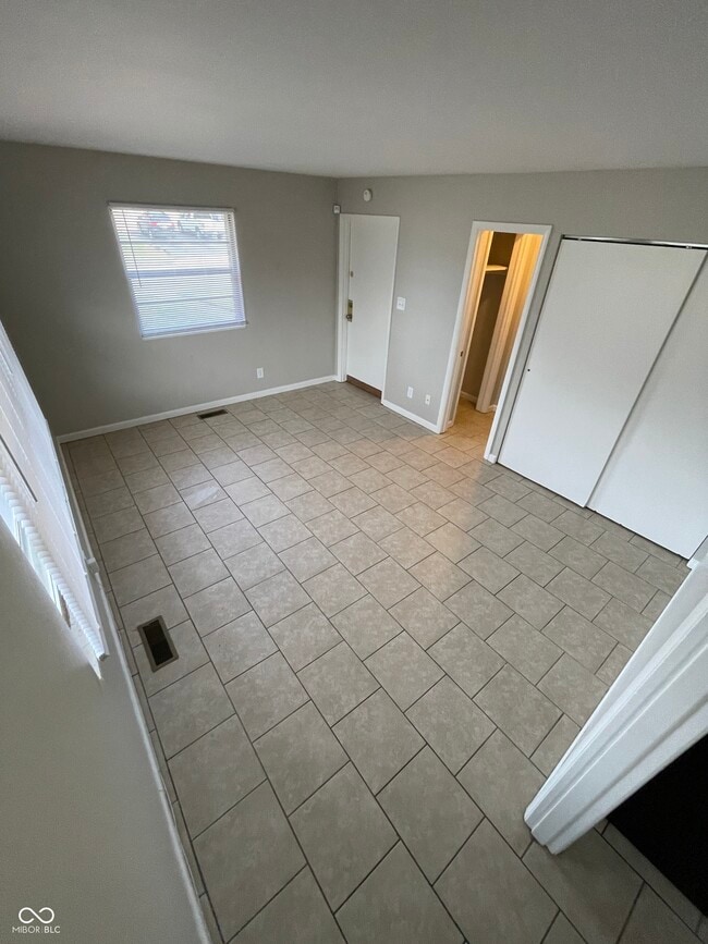 Building Photo - 622 Brewer Pl