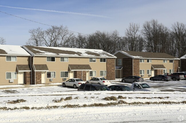 Building Photo - Willard Valley Apartments
