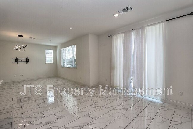Building Photo - 4268 Emerald Gate Ln