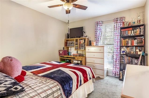 Building Photo - 544 Cedarwood Dr