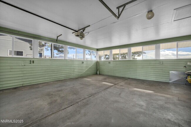 Building Photo - 30 El Caballo Trail