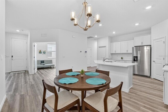 Building Photo - 4027 Westwood Flds Lp