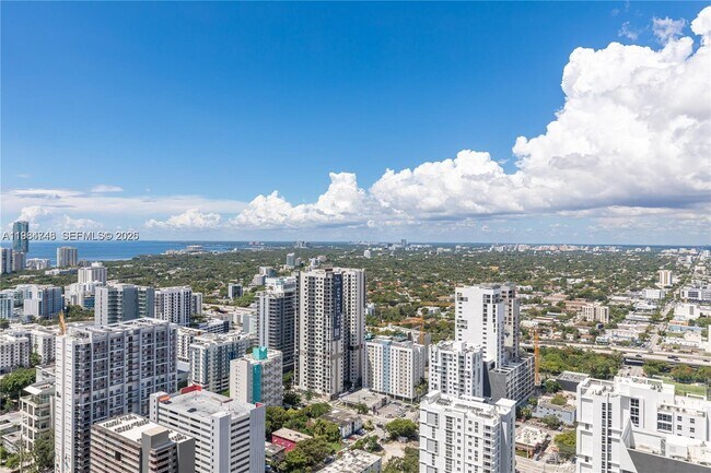 Building Photo - 88 SW 7th St